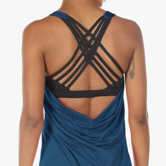 Workout Top - Picture 4 of 4